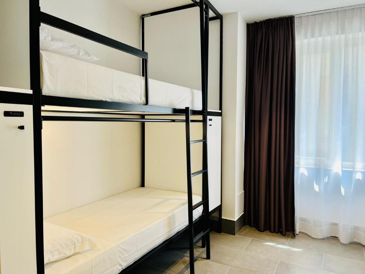 Smart Rooms Napoli Bagian luar foto