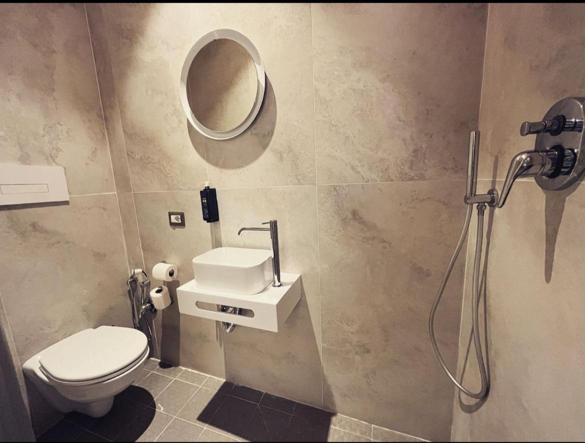 Smart Rooms Napoli Bagian luar foto