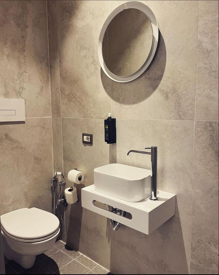 Smart Rooms Napoli Bagian luar foto